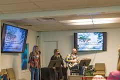 Julie-Julie-and-BoFrazer-Musicians